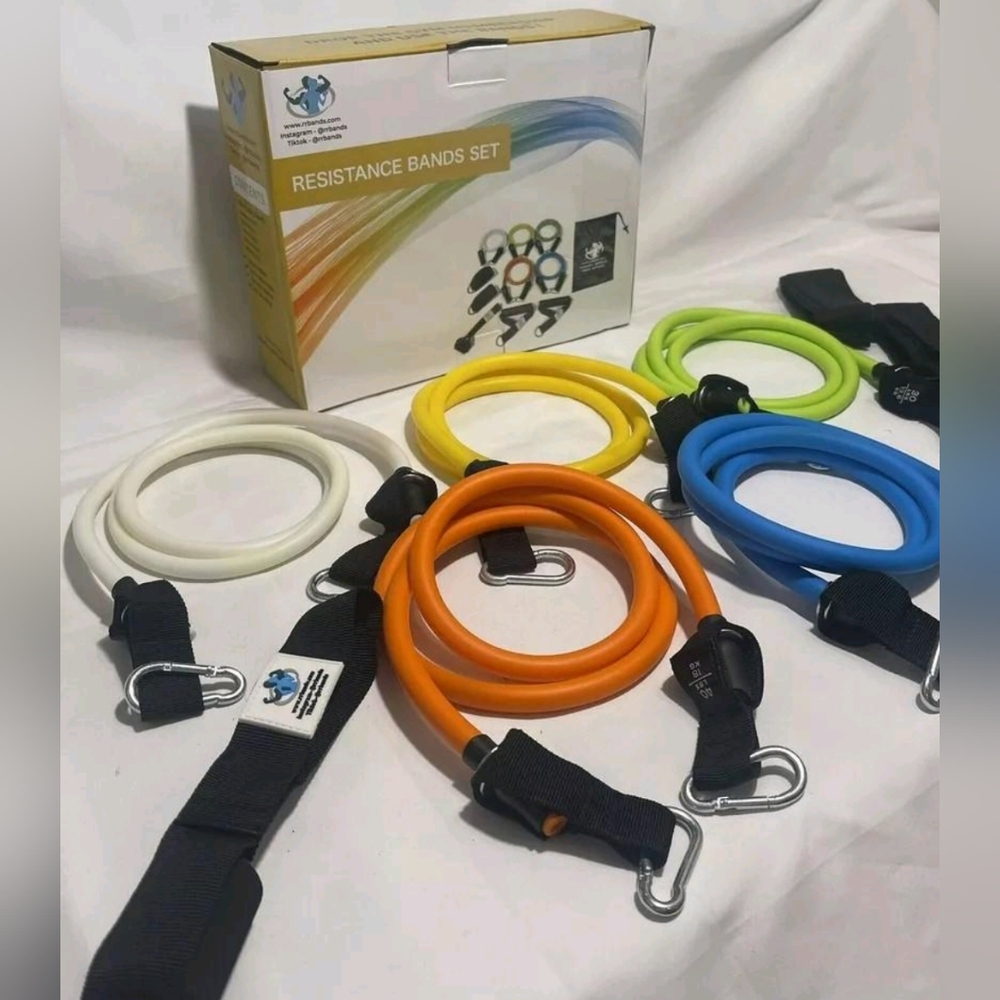 Set containing 11 Pcs Natural Latex Resistance Bands Set Full Body sculpting
